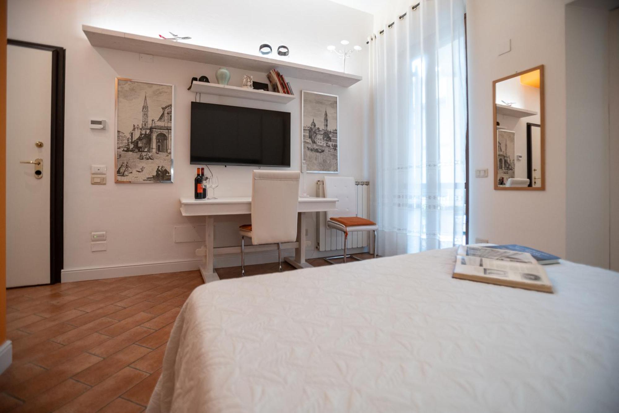 Indipendent Studio Apartment With Terrace - Parking Florencia Exterior foto