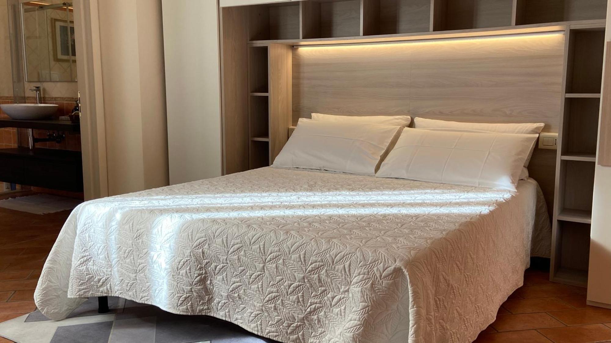 Indipendent Studio Apartment With Terrace - Parking Florencia Exterior foto